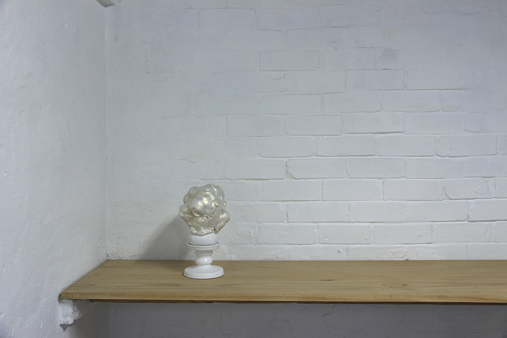 Francesca Mataraga 'shimmer', 2015, wood, styrofoam, expandable foam, acrylic, (base: epoxy on metal), 22cm x height 34cm