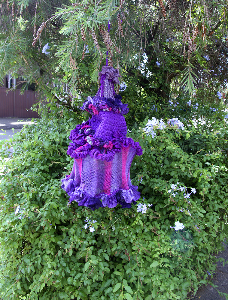 Margaret Mayhew: Suspended Sea Beasts (2012-13), Wire, yarn, fabric, bamboo lanterns